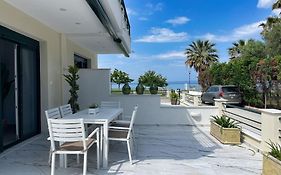 Paradise Overlook - Beachfront Villa Pefkohori